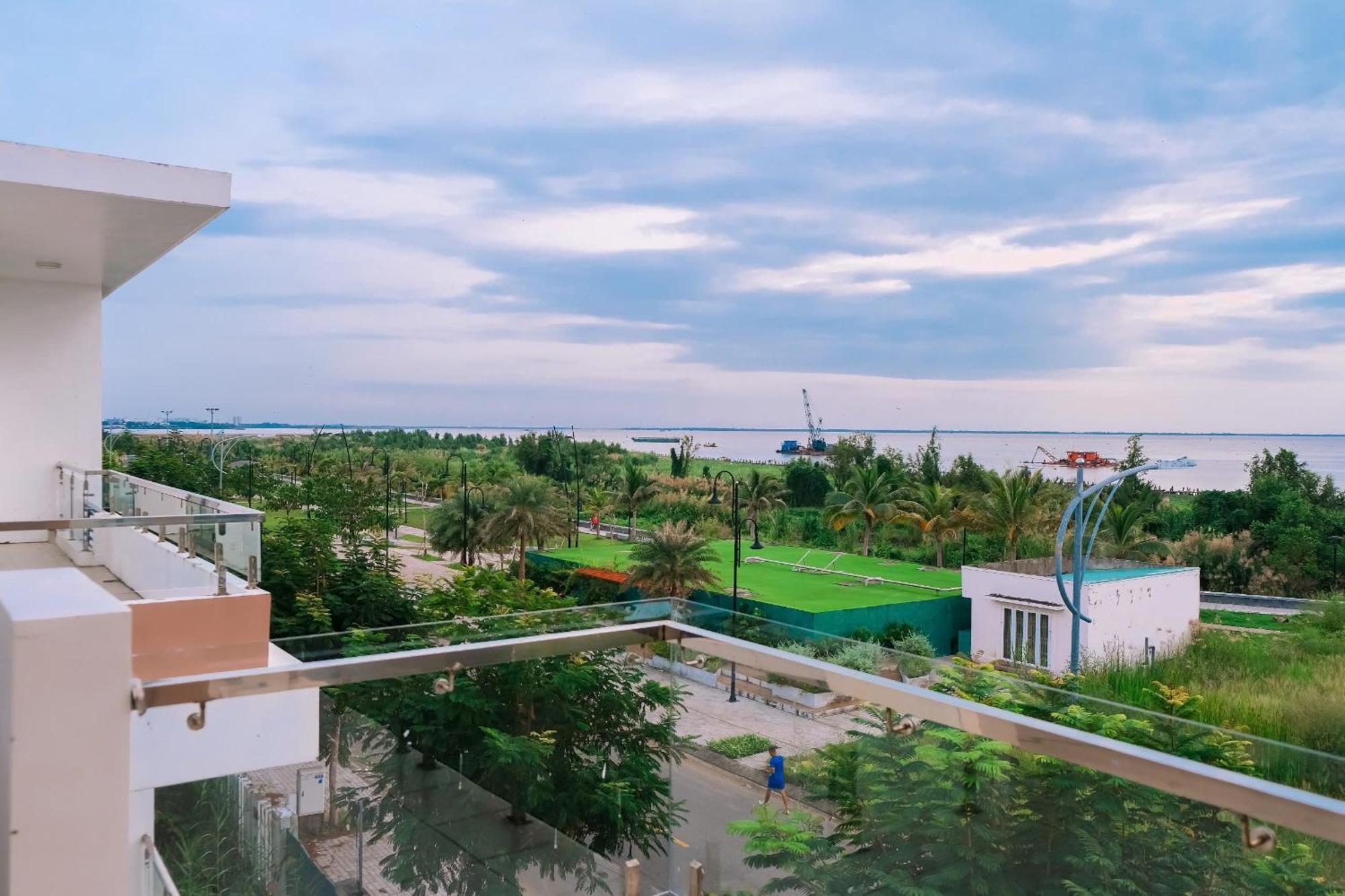 Hieu Sang 68 Hostel & Villas Seaview Ben Tau Rach Gia Harbor City Exterior foto