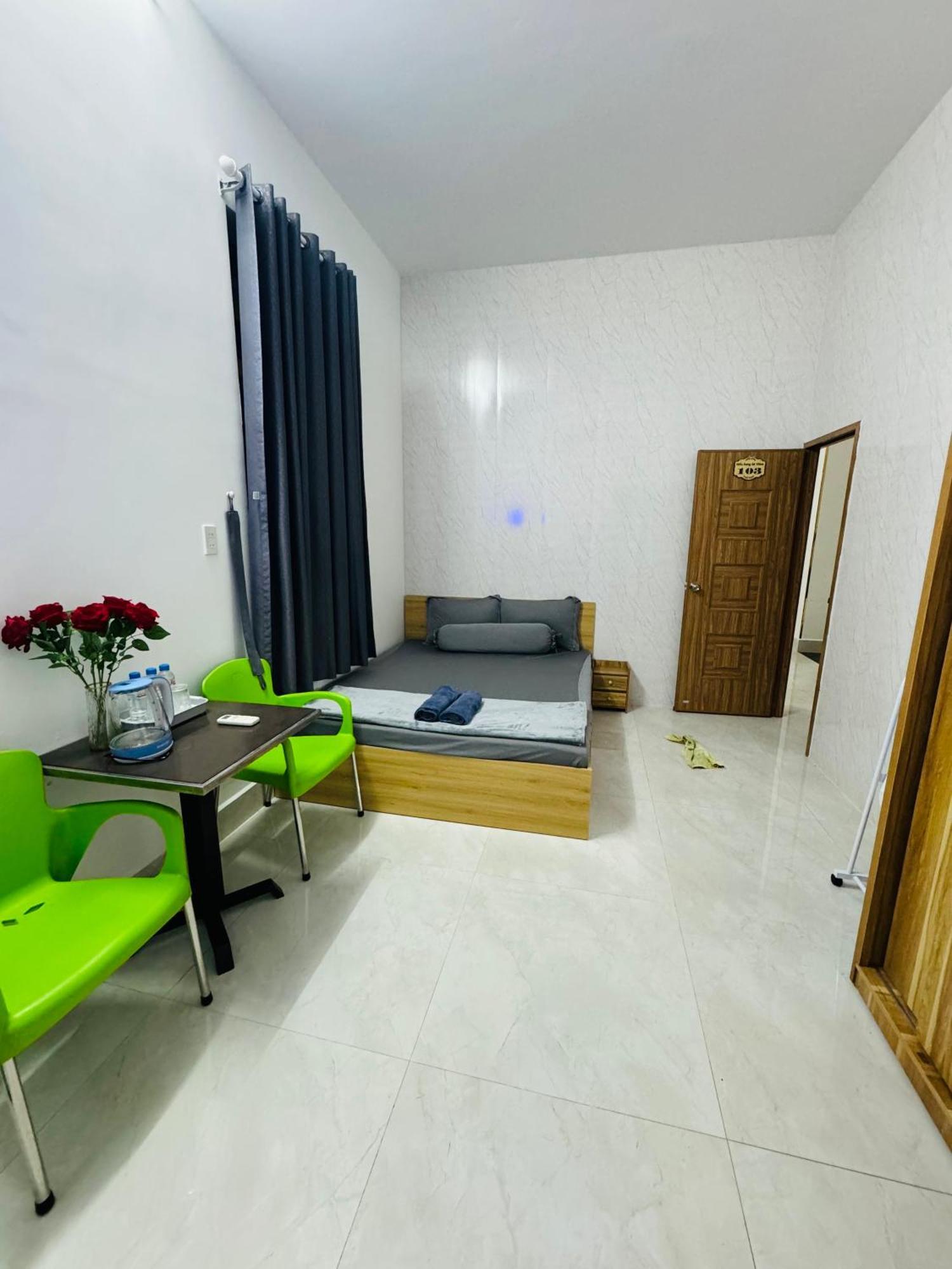 Hieu Sang 68 Hostel & Villas Seaview Ben Tau Rach Gia Harbor City Exterior foto